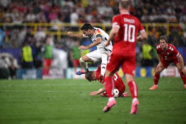 Germany Soccer Euro 2024 Germany - Denmark 8719348 29.06.2024 Players collide during the UEFA EURO, EM, Europameisterschaft,Fussball 2024 Round of 16 soccer match between Germany and Denmark at the BVB Stadion Dortmund, in Dortmund, Germany. Alexey Filippov Sputnik Dortmund Germany  Copyright: xAlexeyxFilippovx