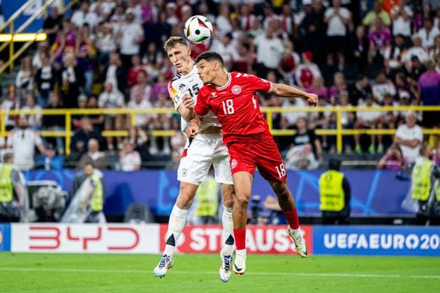 240629 Nico Schlotterbeck of Germany and Alexander Bah of Denmark during the UEFA EURO, EM, Europameisterschaft,Fussball 2024 Football Championship round of 16 match between Germany and Denmark on June 29, 2024 in Dortmund. Photo: Jesper Zerman BILDBYRAN kod JZ JZ0545 fotboll football soccer fotball fotbolls-em europamästerskap em uefa euro uefa european football championship euro 2024 tyskland germany danmark denmark bbeng Copyright: JESPERxZERMAN BB240629JZ070