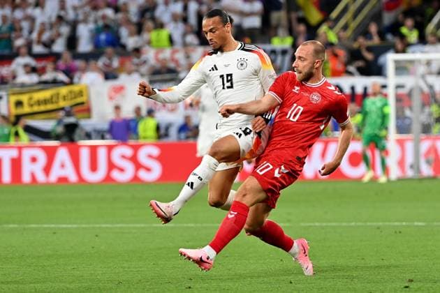 29.06.2024, xjrdrx, Fussball EM 2024 1 8 Finale, Deutschland - Dänemark emspor, v.l. Leroy Sane (Deutsche Fussball Nationalmannschaft DFB) Christian Eriksen (Dänemark Daenemark) Zweikampf, Aktion, action, battle for the ball (UEFA REGULATIONS PROHIBIT ANY USE OF PHOTOGRAPHS as IMAGE SEQUENCES and or QUASI-VIDEO) Dortmund