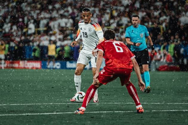 Fußball Herren UEFA-Fußball-Europameisterschaft 2024 Achtelfinale Deutschland vs. Dänemark 29.06.2024 Leroy Sane ( 19, Deutschland) im Regen Dortmund BVB Stadion Dortmund Nordrhein-Westfalen Deutschland