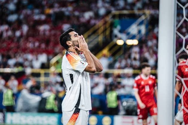 Fußball Herren UEFA-Fußball-Europameisterschaft 2024 Achtelfinale Deutschland vs. Dänemark 29.06.2024 Ilkay Gündogan ( 21, Deutschland) ärgert sich Dortmund BVB Stadion Dortmund Nordrhein-Westfalen Deutschland