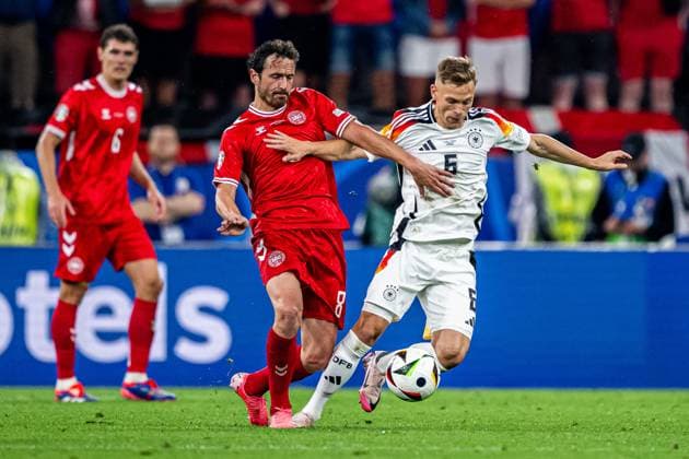 240629 Thomas Delaney of Denmark and Joshua Kimmich of Germany during the UEFA EURO, EM, Europameisterschaft,Fussball 2024 Football Championship round of 16 match between Germany and Denmark on June 29, 2024 in Dortmund. Photo: Jesper Zerman BILDBYRAN kod JZ JZ0545 fotboll football soccer fotball fotbolls-em europamästerskap em uefa euro uefa european football championship euro 2024 tyskland germany danmark denmark bbeng Copyright: JESPERxZERMAN BB240629JZ100