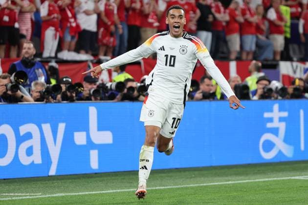 Tor zum 2:0 durch Jamal Musiala (Deutschland, Nr. 10), Torjubel , Achtelfinale M37, GER - DEN, Fussball Europameisterschaft, Deutschland gegen Dänemark, European Football Championship, Germany vs. Denmark, Dortmund, 29.06.2024, -