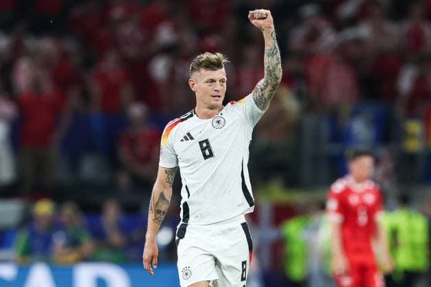 Fussball, UEFA EURO, EM, Europameisterschaft,Fussball 2024 Achtelfinale Deutschland - Dänemark 29.06.2024, BVB Stadium Dortmund Toni Kroos (Deutschland, 8) freut sich nach dem Tor zum 2-0 Dortmund BVB Stadium Dortmund Nordrhein-Westfahlen Deutschland