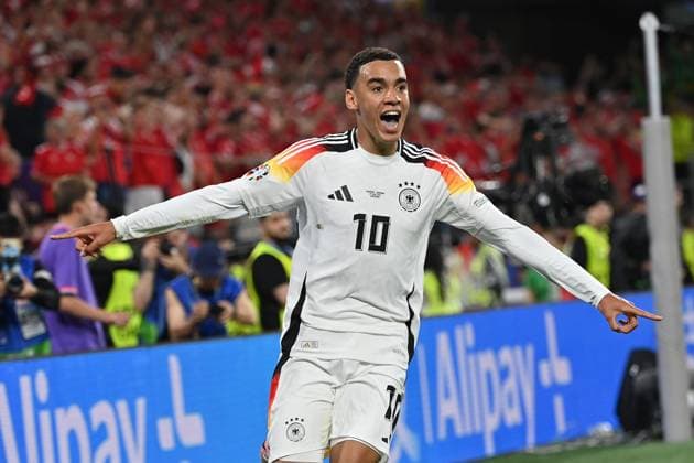 29.06.2024, xjrdrx, Fussball EM 2024 1 8 Finale, Deutschland - Dänemark emspor, v.l. Torjubel nach dem Tor zum celebrating the goal celebrate 2:0 durch Jamal Musiala (Deutsche Fussball Nationalmannschaft DFB) (UEFA REGULATIONS PROHIBIT ANY USE OF PHOTOGRAPHS as IMAGE SEQUENCES and or QUASI-VIDEO) Dortmund