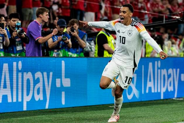 UEFA EURO, EM, Europameisterschaft,Fussball 2024: Deutschland - Dänemark; 29.06.2024 Jamal Musiala (Deutschland, 10) jubelt nach seinem Tor. UEFA EURO 2024: Deutschland - Dänemark; BVB Stadion Dortmund, Dortmund am 29.06.2024 Copyright: xBEAUTIFULxSPORTS Wunderlx