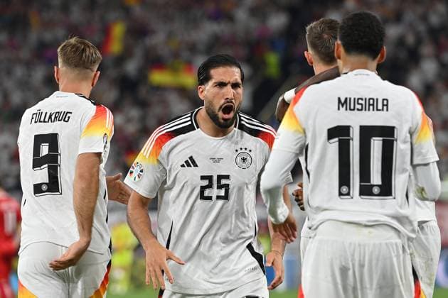 29.06.2024, xjrdrx, Fussball EM 2024 1 8 Finale, Deutschland - Dänemark emspor, v.l. Torjubel nach dem Tor zum celebrating the goal celebrate 2:0 durch Jamal Musiala (Deutsche Fussball Nationalmannschaft DFB) mit Emre Can (Deutsche Fussball Nationalmannschaft DFB) (UEFA REGULATIONS PROHIBIT ANY USE OF PHOTOGRAPHS as IMAGE SEQUENCES and or QUASI-VIDEO) Dortmund