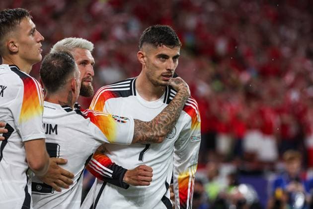 EM 2024: Deutschland - Dänemark am 29.06.2024 in dem BVB Stadion Dortmund in Dortmund Jubel, Torjubel, Torschuetze, Torschütze Kai Havertz (Deutschland 7) jubelt nach seinem Tor zum 1 zu 0 mit Robert Andrich (Deutschland 23) , David Raum (Deutschland 3) und Nico Schlotterbeck (Deutschland 15)