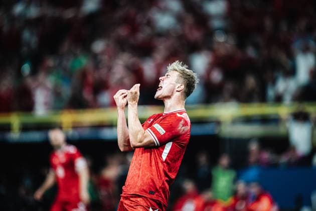 Fußball Herren UEFA-Fußball-Europameisterschaft 2024 Achtelfinale Deutschland vs. Dänemark 29.06.2024 Rasmus Hojlund ( 9, Dänemark) ärgert sich Dortmund BVB Stadion Dortmund Nordrhein-Westfalen Deutschland