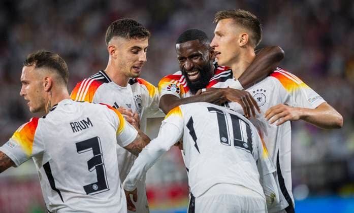 Dortmund, Germany. 29th Jun 2024. Goal celebration: David Raum (DFB) Kai Havertz (DFB) Antonio Rüdiger (DFB) Nico Schlotterbeck (DFB) Jamal Musiala (DFB) Germany - Denmark Deutschland - Dänemark 29.06.2024
