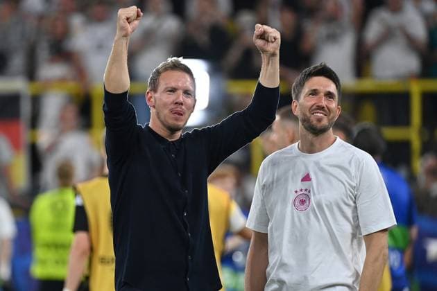 29.06.2024, xjrdrx, Fussball EM 2024 1 8 Finale, Deutschland - Dänemark emspor, v.l. Jubel, Freude, Emotionen ueber den Sieg bei Trainer Julian Nagelsmann (Deutsche Fussball Nationalmannschaft DFB) Co Trainer Benjamin Glück (Deutsche Fussball Nationalmannschaft DFB) (UEFA REGULATIONS PROHIBIT ANY USE OF PHOTOGRAPHS as IMAGE SEQUENCES and or QUASI-VIDEO) Dortmund