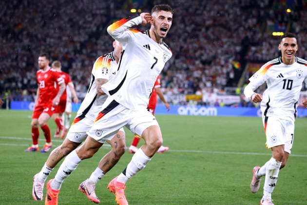 HAVERTZ Kai Team Deutschland jubelt nach seinem 11m zur 1 : 0 Fuehrung mit MUSIALA Jamal UEFA Fussball EURO 2024 in Deutschland Achtelfinale Spiel Deutschland - Daenemark 2 : 0 am 29.06.2024 in Dortmund DFL REGULATIONS PROHIBIT ANY USE OF PHOTOGRAPHS as IMAGE SEQUENCES and or QUASI-VIDEO Copyright: xLacixPerenyix