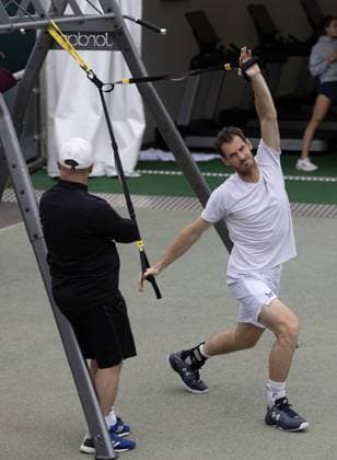 Sport Themen der Woche KW26 Andy Murray of GBR stretches during warm up Wimbledon Tennis Championships, Practice and Previews, The All England Lawn Tennis and Croquet Club, London, UK - 30 Jun 2024  Copyright: xJavierxGarcia Shutterstockx 14560182l