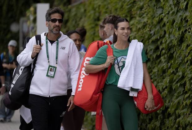 Ajla Tomljanovic during warm up Wimbledon Tennis Championships, Practice and Previews, The All England Lawn Tennis and Croquet Club, London, UK - 30 Jun 2024  Copyright: xJavierxGarcia Shutterstockx 14560182j