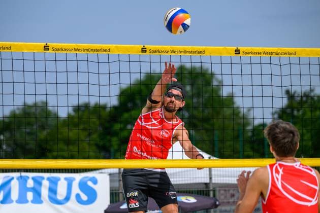 Urlaubsguru Beach Tour- WVV Premiumcup, 29.06.2024 Jonathan Erdmann; Urlaubsguru Beach Tour- WVV Premiumcup, Coesfeld am 29.06.2024 Copyright: xBEAUTIFULxSPORTS PeterxWeberx