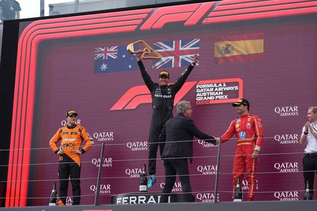30.06.2024, Red Bull Ring, Spielberg, Formel 1 Großer Preis von Österreich 2024 , im Bild Sieger George Russell (GBR), Mercedes-AMG Petronas Formula One Team, 2.Platz für Oscar Piastri (AUS), McLaren F1 Team, 3.Platz für Carlos Sainz Jr. (ESP), Scuderia Ferrari HP Defodi-506_20240630_hbr_7467
