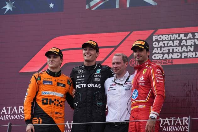 30.06.2024, Red Bull Ring, Spielberg, Formel 1 Großer Preis von Österreich 2024 , im Bild Sieger George Russell (GBR), Mercedes-AMG Petronas Formula One Team, 2.Platz für Oscar Piastri (AUS), McLaren F1 Team, 3.Platz für Carlos Sainz Jr. (ESP), Scuderia Ferrari HP Defodi-506_20240630_hbr_7738