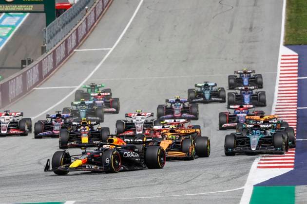 Start, 1 Max Verstappen (NLD, Oracle Red Bull Racing), 4 Lando Norris (GBR, McLaren Formula 1 Team), 63 George Russell (GBR, Mercedes-AMG Petronas F1 Team), F1 Grand Prix of Austria at Red Bull Ring on June 30, 2024 in Spielberg, Austria. (Photo by HOCH ZWEI) Spielberg Austria