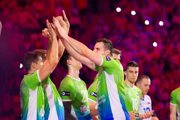 Volleyball, FIVB Nations League, Spiel um Platz 3, Polen - Slowenien LODZ 30.06.2024 SIATKOWKA MEZCZYZN LIGA NARODOW 2024 TURNIEJ FINALOWY - MECZ O 3 MIEJSCE: SLOWENIA - POLSKA --- MENS VOLLEYBALL NATIONS LEAGUE 2024 FINAL ROUND - BRONZE MEDAL MATCH IN LODZ: SLOVENIA - POLAND N Z JAN KOZAMERNIK FOT. ANNA KLEPACZKO FOTOPYK NEWSPIX.PL --- Newspix.pl POLAND OUT!  240630LUM012