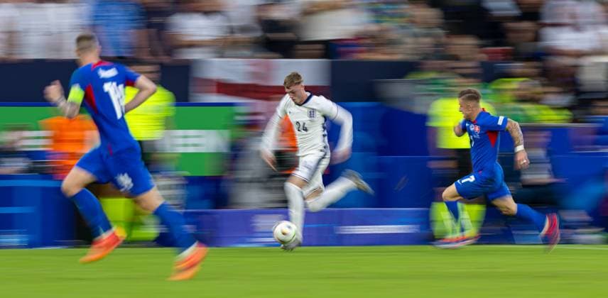 Football - UEFA EURO, EM, Europameisterschaft,Fussball 2024 - Round of 16 - England v Slovakia GELSENKIRCHEN, GERMANY - Sunday, June 30, 2024: England s Cole Palmer during the UEFA Euro 2024 Round of 16 match between England and Slovakia at the Arena AufSchalke. (Photo by David Rawcliffe Propaganda) GELSENKIRCHEN Arena AufSchalke NORTH RHINE-WESTPHALIA GERMANY  Copyright: xDavidxRawcliffex P2024-06-30-England_Slovakia-114