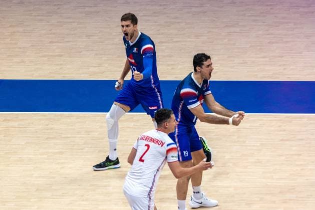 Volleyball, Nations League, Finale, Japan - Frankreich Japan - France 30.06.2024 Lodz, Poland, men s Volleyball Nations League, final round finals , game ( match ) Japan - France ; image shows: Trevor Clevenot (17) Yacine Louati (19) Jenia Grebennikov (2) photo Katarzyna Plewczynska Fotostyk Copyright: xFotostykxPhotoxAgencyx 20240630FCTKP1028
