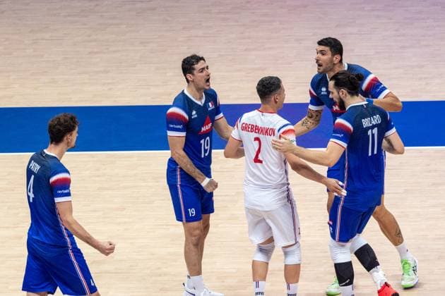Volleyball, Nations League, Finale, Japan - Frankreich Japan - France 30.06.2024 Lodz, Poland, men s Volleyball Nations League, final round finals , game ( match ) Japan - France ; image shows: Jean Patry (4) Yacine Louati (19) Jenia Grebennikov (2) Nicolas Le Goff (14) Antoine Brizard (11) photo Katarzyna Plewczynska Fotostyk Copyright: xFotostykxPhotoxAgencyx 20240630FCTKP1029