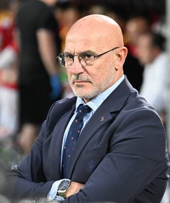 30.06.2024, xsltx, Fussball EM 2024 1 8 Finale, Spanien - Georgien emspor, v.l. Trainer Head Coach Luis De LA Fuente (Spanien) (UEFA REGULATIONS PROHIBIT ANY USE OF PHOTOGRAPHS as IMAGE SEQUENCES and or QUASI-VIDEO) Köln
