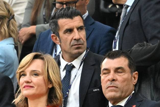 30.06.2024, xsltx, Fussball EM 2024 1 8 Finale, Spanien - Georgien emspor, v.l. Luis Figo (DFL DFB REGULATIONS PROHIBIT ANY USE OF PHOTOGRAPHS as IMAGE SEQUENCES and or QUASI-VIDEO) Köln