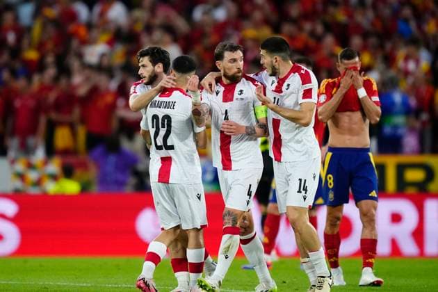 Spain v Georgia: Round of 16 - UEFA EURO, EM, Europameisterschaft,Fussball 2024 Khvicha Kvaratskhelia left winger of Georgia and SSC Napoli celebrates after scoring his sides first goal during the UEFA EURO 2024 round of 16 match between Spain and Georgia at Cologne Stadium on June 30, 2024 in Cologne, Germany. Cologne Germany  Copyright: xJosexBretonx originalFilename:bretonhernandez-spainvge240630_nprnr.jpg