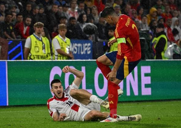 30.06.2024, xsltx, Fussball EM 2024 1 8 Finale, Spanien - Georgien emspor, v.l. (DFL DFB REGULATIONS PROHIBIT ANY USE OF PHOTOGRAPHS as IMAGE SEQUENCES and or QUASI-VIDEO) Köln
