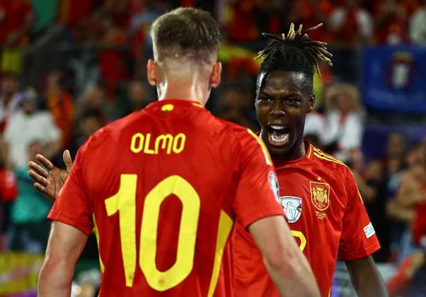 Nico Williams of Spain celebrates scoring his sides third goal with team-mate Dani Olmo Spain v Georgia, UEFA European Championship, EM, Europameisterschaft 2024, Round of 16, Football, Cologne Stadium, Cologne, Germany - 30 Jun 2024 EDITORIAL USE ONLY No use with unauthorised audio, video, data, fixture lists, club league logos or live services. Online in-match use limited to 120 images, no video emulation. No use in betting, games or single club league player publications.  Copyright: xMichaelxZemanek Shutterstockx 14562306cw