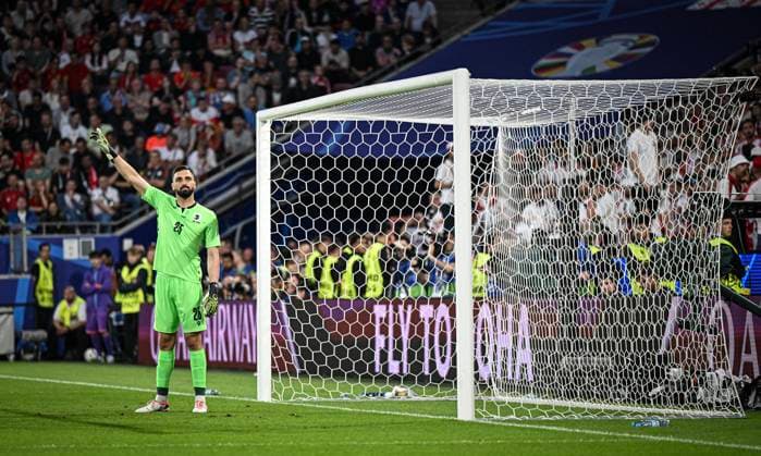 Fussball Euro 2024 Achtelfinale 30.06.2024 Spanien - Georgien Torwart Giorgi Mamardashvili (Georgien)