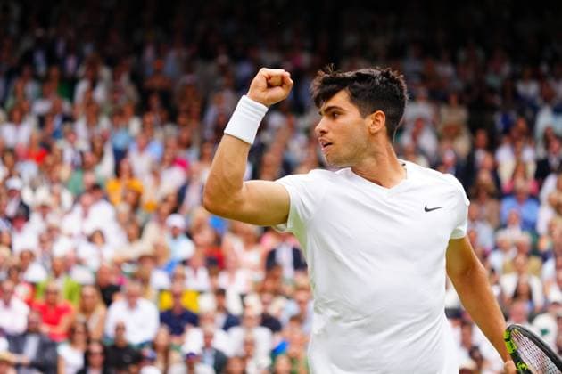 Carlos Alcaraz celebrates during his first round match Wimbledon Tennis Championships, Day 1, The All England Lawn Tennis and Croquet Club, London, UK - 01 Jul 2024  Copyright: xJavierxGarcia Shutterstockx 14565033cp