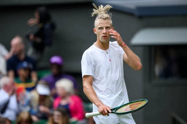 240701 Mark Lajal of Estonia competes in a first round singles tennis match during day 1 of Wimbledon on July 1, 2024 in London. Photo: Jesper Zerman BILDBYRAN kod JZ JZ0547 tennis wimbledon day 1 bbeng jubel Copyright: JESPERxZERMAN BB240701JZ045