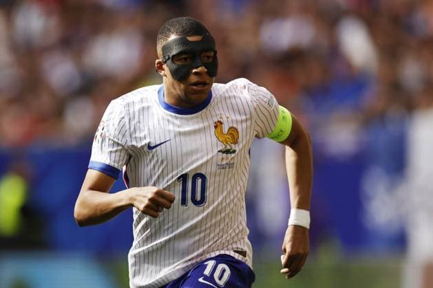 DUSSELDORF - Kylian Mbappe of France during the UEFA EURO, EM, Europameisterschaft,Fussball 2024 round of 16 match between France and Belgium at Dusseldorf Arena on July 1, 2024 in Dusseldorf, Germany. ANP Hollandse Hoogte MAURICE VAN STEEN UEFA EURO 2024 2024 xVIxANPxSportx xVanxSteenxFotografiexIVx 502543250 originalFilename: 502543250.jpg