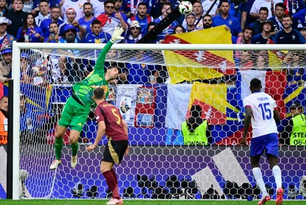 France v Belgium Round of 16 - UEFA EURO, EM, Europameisterschaft,Fussball 2024 DUSSELDORF, GERMANY - JULY 01 : line-ups during the UEFA EURO 2024 European Football Championship tournament round of 16 match between France and Belgium at Dusseldorf Arena on July 1, 2024 in Dusseldorf, Germany, 01 07 2024 Dusseldorf Germany  Copyright: xPeterxDexVoechtx