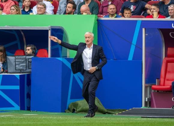 Fussball, Herren, Saison 2023 24, Euro 2024 (Achtelfinale) in Düsseldorf, Frankreich - Belgien, Trainer Didier Deschamps (Frankreich), 01.07. 2024, Copyright: xSebastianxRäppold MatthiasxKochx