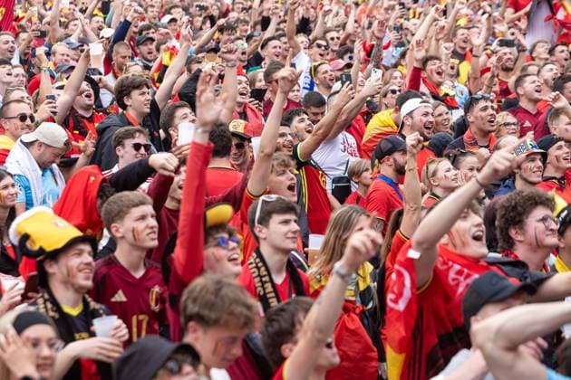 Fan Zone Burgplatz und Rheinufer in Düsseldorf - Public Viewing: UEFA EURO, EM, Europameisterschaft,Fussball 2024 - Frankreich gegen Belgien; 01.07.2024 Fan Zone Burgplatz und Rheinufer in Düsseldorf - Public Viewing: UEFA EURO 2024 - Frankreich gegen Belgien am 01.07.2024, Düsseldorf. - Copyright: xBEAUTIFULxSPORTS KennyxBeelex