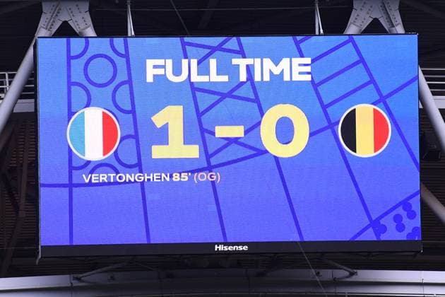 Fußball UEFA EURO, EM, Europameisterschaft,Fussball 2024 Achtelfinale Frankreich - Belgien am 01.07.2024 in der Düsseldorf Arena in Düsseldorf Endstand Anzeigetafel Videowand 1:0