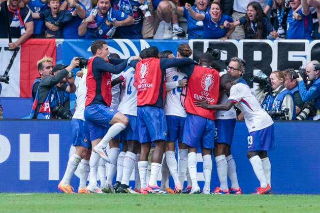 UEFA EURO, EM, Europameisterschaft,Fussball 2024: Frankreich - Belgien; 01.07.2024 Jubel nach dem Tor zum 1:0 durch Randal Kolo Muani (Frankreich, 12). UEFA EURO 2024: Achtelfinale: Frankreich - Belgien; Düsseldorf Arena, Düsseldorf am 01.07.2024 Copyright: xBEAUTIFULxSPORTS Meuselx