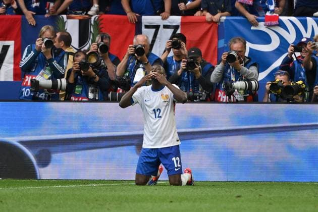 Jubel Randal Kolo Muani (Frankreich) nach seinem 1:0 Siegtreffer 01.07.2024, Fussball Europameisterschaft 2024, Achtelfinale Frankreich - Belgien Düsseldorf Nordrhein Westfalen Deutschland