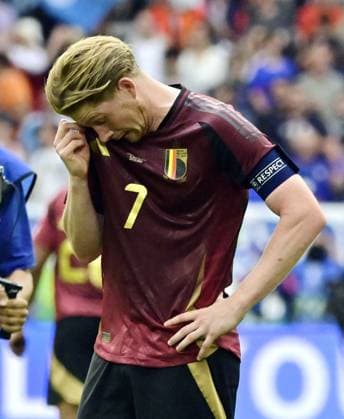 Belgium s Kevin De Bruyne looks dejected after a soccer game between France and Belgian national soccer team Red Devils, Monday 01 July 2024 in Dusseldorf, Germany, the Round of 16 game in the UEFA EURO, EM, Europameisterschaft,Fussball 2024 European championships. DIRKxWAEM  x95652861x