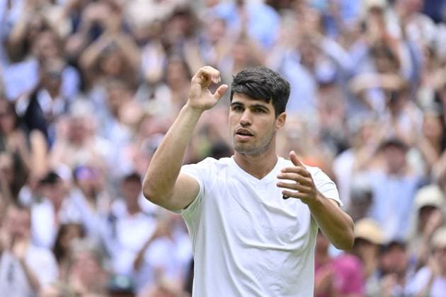 Tennis : Wimbledon 2024 - England - Carlos Alcaraz - Espagne Tennis : Wimbledon 2024 - England - 01 07 2024 ChrysleneCaillaud Panoramic 