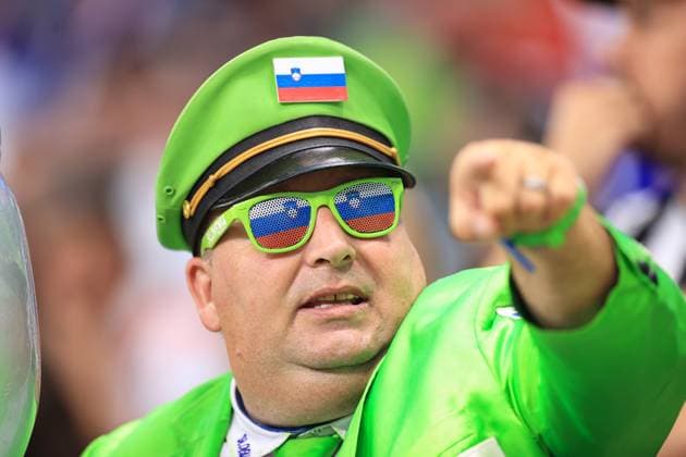 Football - UEFA EURO, EM, Europameisterschaft,Fussball 2024 - Round of 16 - Portugal v Slovenia 1st July 2024 - UEFA EURO 2024 - Round of 16 - Portugal v Slovenia - Slovenia fans - Photo: Simon Stacpoole Offside. Frankfurt Germany Copyright: xSimonxStacpoolexOffside
