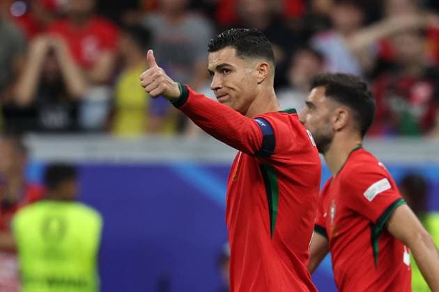 Frankfurt Arena Frankfurt am Main, UEFA EURO, EM, Europameisterschaft,Fussball 2024 Germany, Monday 1 Jul 2024 Round of 16, Portugal - Slovenia, Daumen hoch Cristiano Ronaldo (Portugal) Copyright: JoaquimxFerreira