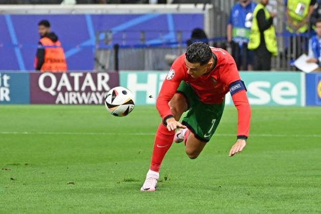 01.07.2024, xjhx, Fussball EM 2024 1 8 Finale, Portugal - Slowenien emspor, v.l. Cristiano Ronaldo (Portugal) (UEFA REGULATIONS PROHIBIT ANY USE OF PHOTOGRAPHS as IMAGE SEQUENCES and or QUASI-VIDEO) Frankfurt am Main