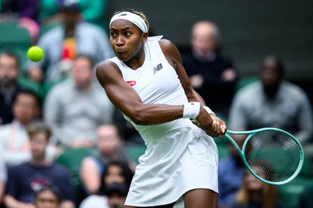 240701 Coco Gauff of USA competes in a first round singles tennis match during day 1 of Wimbledon on July 1, 2024 in London. Photo: Jesper Zerman BILDBYRAN kod JZ JZ0547 tennis wimbledon day 1 bbeng Copyright: JESPERxZERMAN BB240701JZ104