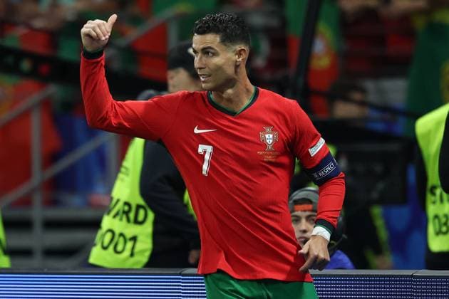 Frankfurt Arena Frankfurt am Main, UEFA EURO, EM, Europameisterschaft,Fussball 2024 Germany, Monday 1 Jul 2024 Round of 16, Portugal - Slovenia, Cristiano Ronaldo (Portugal) Daumen hoch Copyright: JoaquimxFerreira