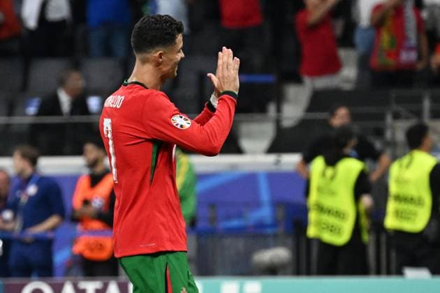 01.07.2024, xjhx, Fussball EM 2024 1 8 Finale, Portugal - Slowenien emspor, v.l. Torjubel nach dem Tor zum celebrating the goal celebrate nach dem Elfmeter von Cristiano Ronaldo (Portugal) (UEFA REGULATIONS PROHIBIT ANY USE OF PHOTOGRAPHS as IMAGE SEQUENCES and or QUASI-VIDEO) Frankfurt am Main