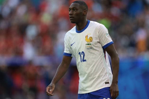 Dusseldorf, Germany, 1st July 2024. Randal Kolo Muani of France looks on during the UEFA European Championships Round of 16 match at Dusseldorf Arena, Dusseldorf. Picture credit should read: Jonathan Moscrop Sportimage EDITORIAL USE ONLY. No use with unauthorised audio, video, data, fixture lists, club league logos or live services. Online in-match use limited to 120 images, no video emulation. No use in betting, games or single club league player publications. SPI-3210-0044